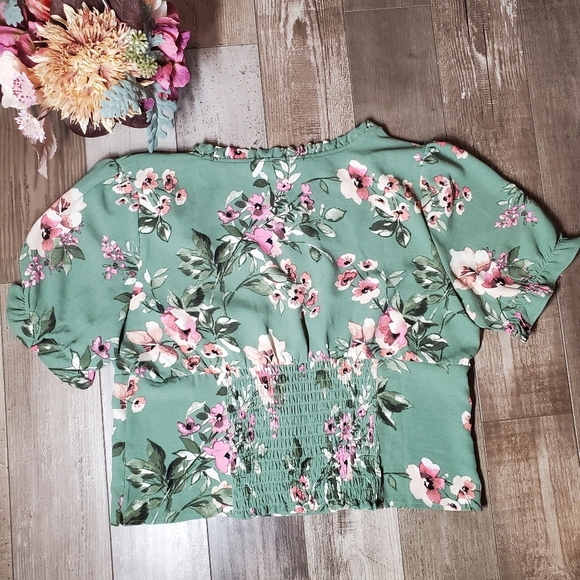 The General Good Sage Green and Pink Cropped Faux Button Front Top Size XL NWOT - Picture 8 of 14